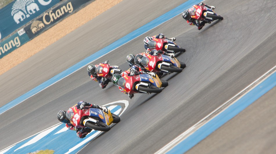 Riders in action at Round1 Chang Int Circuit SAATC 2016